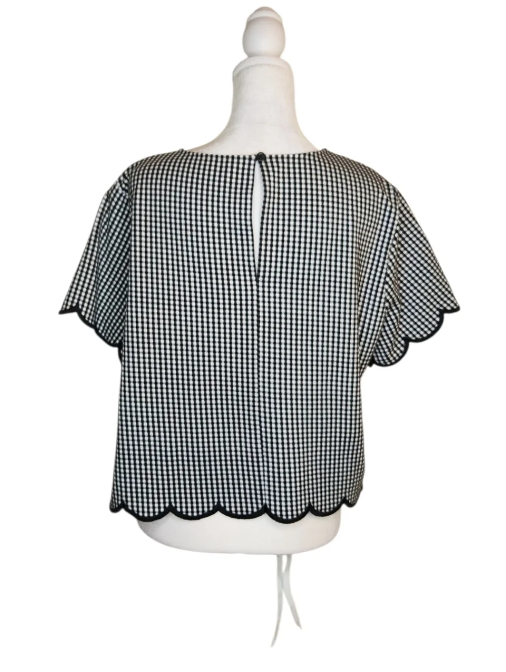 Kate Spade Jazzy Scalloped Gingham Cropped Top Black and White - Large